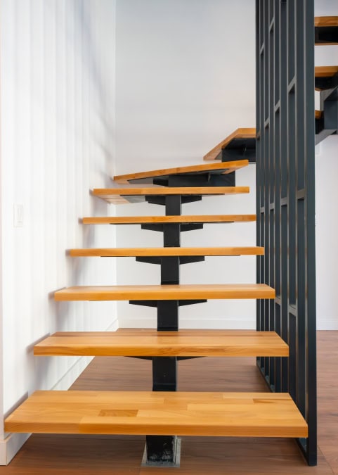 de la trecut la viitor Sarona Residence